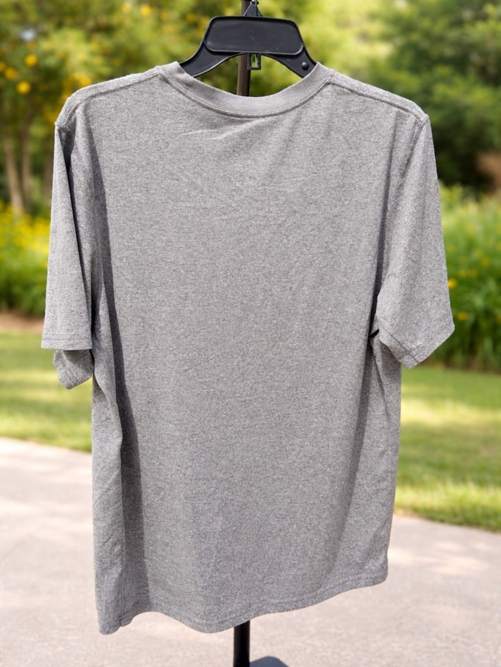 Nike Dri-Fit Men's Heather Gray Short-Sleeve Performance Tee - Picture 2 of 4